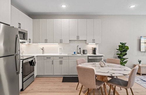 Northern Liberties Apartment | Luxury 1BD | 3 Beds | Northern Liberties