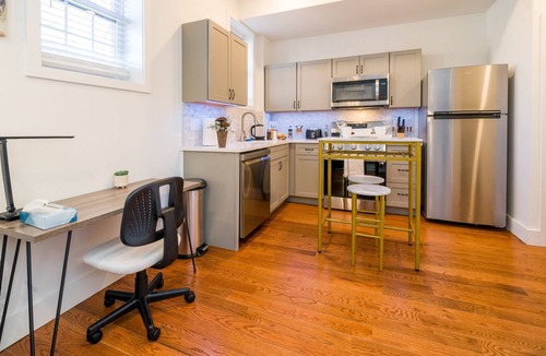Corn Hill Apartment | Luxury 1Bd in Cornhill+Waterfall+Downtown+Trail+Wi-fi
