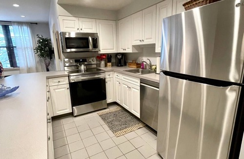 South End Apartment | Luxury 1Bed Loft, 2 Baths, Central Air, South End