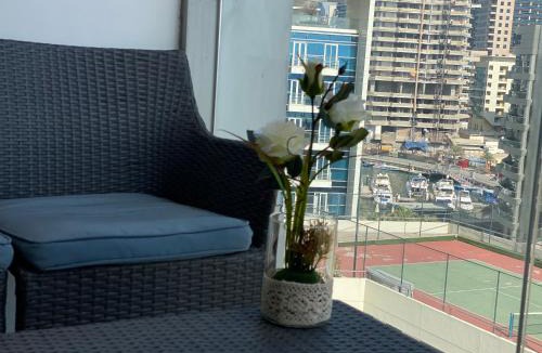 Dubai Marina Apartment | Luxury 1br in Dubai Marina, ask for July Full month offer