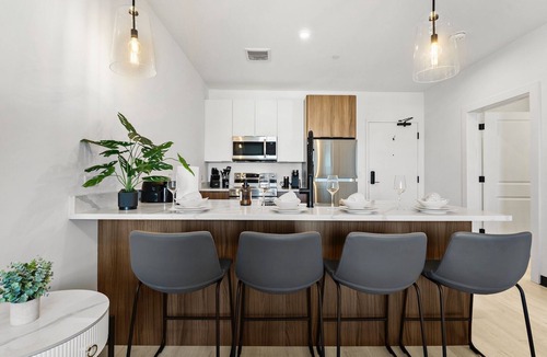 Everett Apartment | Luxury 1BR near Boston 2510