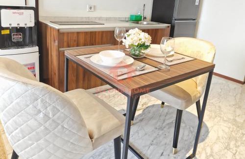 Cilandak Apartment | Luxury 1BR Veranda Lb Bulus Private Lift & Pool