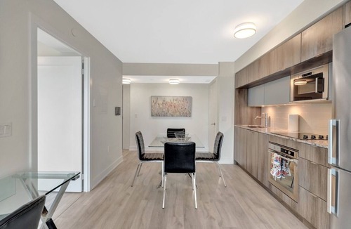 St. James Town Condo | Luxury 1BR w/Rosedale Valley Views - Subway - Pool + Gym