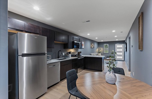 Festus Apartment | Luxury 2 BD Apartment