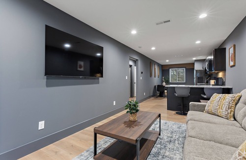 Festus Apartment | Luxury 2 BD Apartment