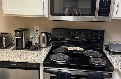 McNeil Condo | Luxury 2-BDRM Condo: Gated, Pvt Garage