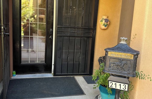 Las Cruces Condo | LUXURY 2 bed/2 bath Condo minutes from Historic Mesilla and NMSU