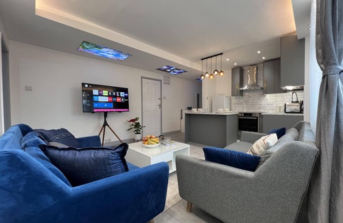 Sutton Coldfield Apartment | Luxury 2 Bed Apartment in Royal Sutton Coldfield