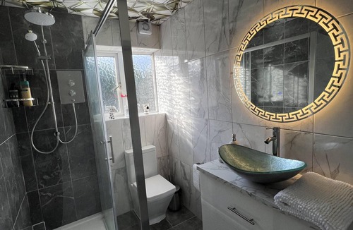 Sutton Coldfield Apartment | Luxury 2 Bed Apartment in Royal Sutton Coldfield