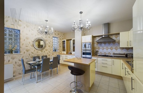 Bispham Apartment | Luxury 2 Bed Apartment, Beach Front with Sea View