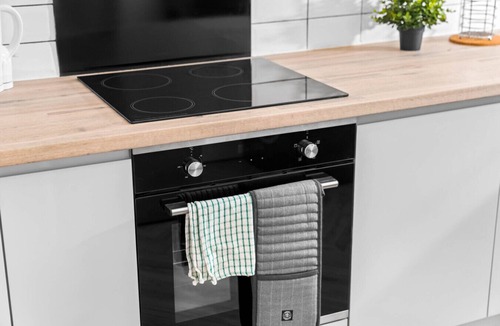 Sutton Coldfield Apartment | Luxury 2 Bed * Parking * Garden