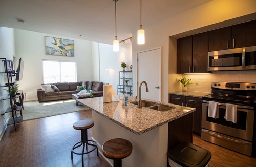 Grandview Heights Apartment | Luxury 2 Bed with a loft