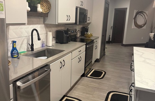 Clarksville Apartment | Luxury 2 bedroom 2 full bathroom apartment across from the waterfront!