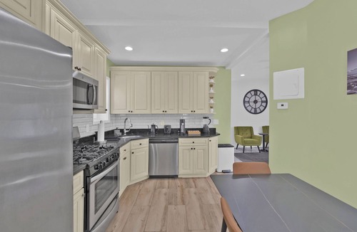 South Side Apartment | Luxury 2-bedroom apt in NY