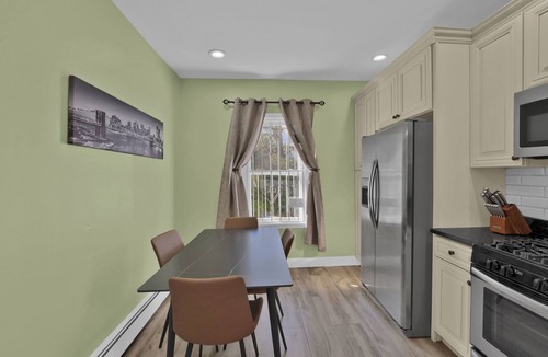 South Side Apartment | Luxury 2-bedroom apt in NY