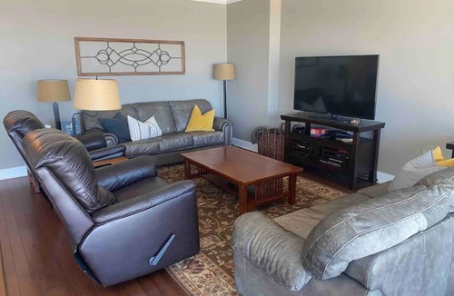 Fort Worth Condo | Luxury 2-bedroom condo in superb Fort Worth with WiFi, fitness room