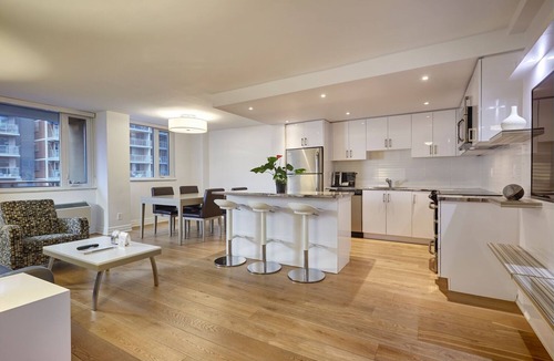 Church and Wellesley Apartment | Luxury 2 bedroom Suite-Downtown Toronto
