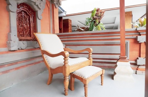 Pengosekan Villa | Luxury 2 BR Villa With Infinity Private Pool