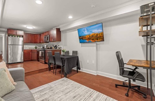 Southwark Apartment | Luxury 2BD | 2 Beds | Queens Village