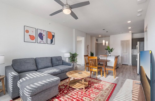 Stony Ridge North Apartment | Luxury 2BD/2BA Next to Airport 9930