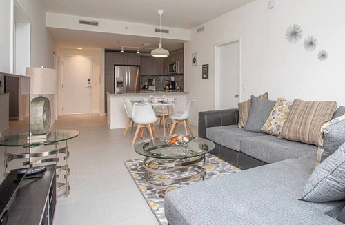 Doral Apartment | Luxury 2BD/2BT Apartment in Downtown Doral