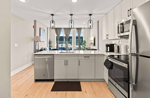 Northern Liberties Apartment | Luxury 2BD | 4 Beds | Northern Liberties