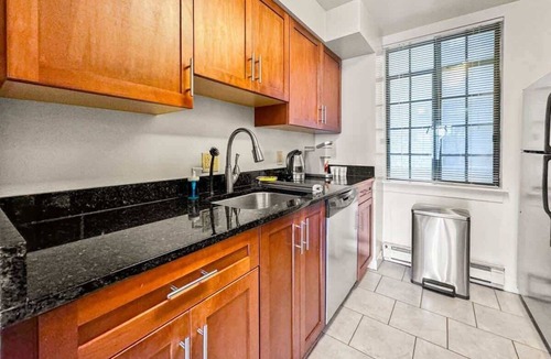 Center City Apartment | Luxury 2BD | Center City | 4 Beds | By JFK plaza