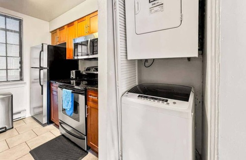 Center City Apartment | Luxury 2BD | Center City | 4 Beds | By JFK plaza
