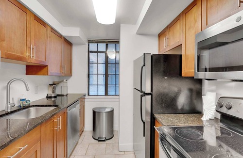 Center City Apartment | Luxury 2BD | Center City | 5 Beds | By JFK plaza