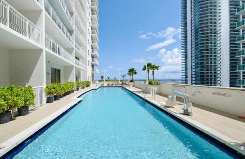 Brickell Apartment | Luxury 2BD Condo | Sauna, Pool & Resort Access