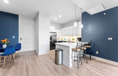 Deep Ellum Apartment | Luxury 2BD | Deep Ellum | Free Parking | Pool+Gym