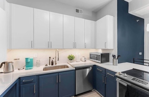 Deep Ellum Apartment | Luxury 2BD | Deep Ellum | Free Parking | Pool+Gym