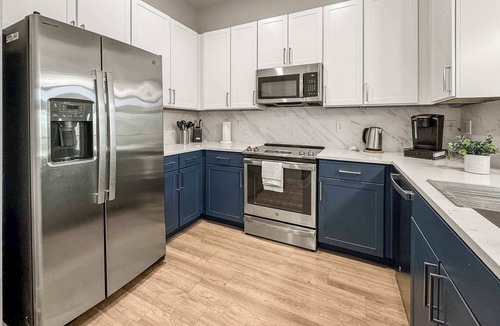 Deep Ellum Apartment | Luxury 2BD | Deep Ellum | Free Parking | Pool+Gym