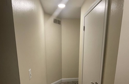 Novi Condo | Luxury 2bdrm/2bthrm unit