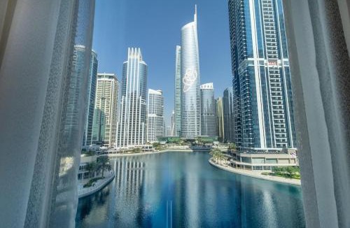 Jumeirah Lake Towers Apartment | Luxury 2BHK Stunning Skyline Lakeview in JLT 401