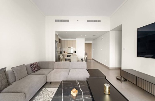 Dubai Apartment | Luxury 2BR Dubai Creek Harbour | Pool, Gym, Parking & Balcony Views