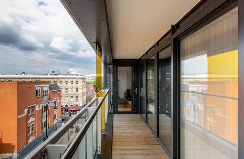 Aldgate Apartment | Luxury 2BR Apartment Central London