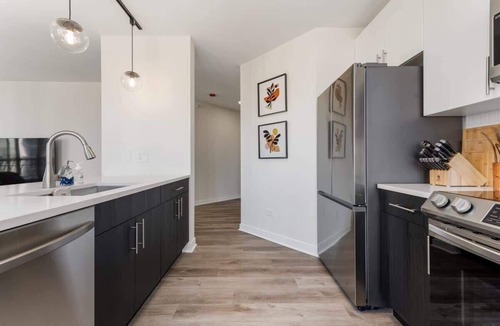 Rush and Division Apartment | Luxury 2BR on Michigan Ave with Private Balcony