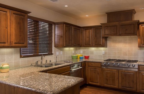 Downtown Santa Fe House | Luxury 3-bdr, 3-bath condo 3 blocks from Plaza downtown with underground parking