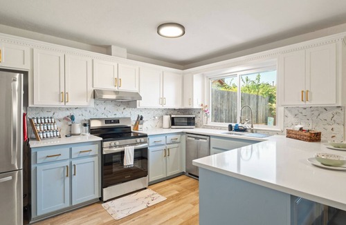 Edmond House | Luxury 3 BDR Edmond, Fuseball, Pac-Man, Sleeps 9, 12 Point Getaways