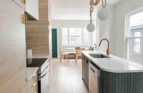 Rochester House | *Luxury 3 Bed 2.5 Bath/Prime Park Ave. Location*