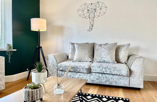 Fifield House | Luxury 3 Bed Detached Home In Windsor