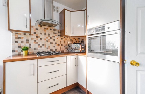 Acocks Green House | Luxury 3 Bed House - Garden - Parking