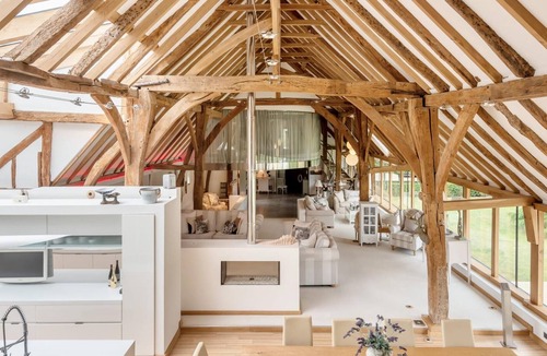 Canterbury Other | Luxury 3 Bedroom Barn Conversion - Canterbury