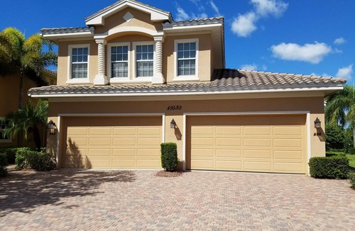 Miromar Lakes Condo | Luxury 3 Bedroom, 3 Bathroom Second Floor Unit Over Looking Golf Course