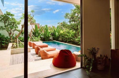 Dalung Villa | Luxury 3-Bedroom Designer Villa with private Pool in Canggu