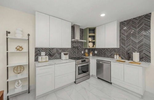 Antioch House | Luxury 3-bedroom house with Custom Media center in vibrant Nashville