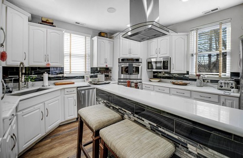 Bridgeport House | Luxury 3-bedroom house with AC in vibrant Chicago