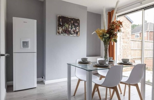 Kettering House | Luxury 3 bedroomed home