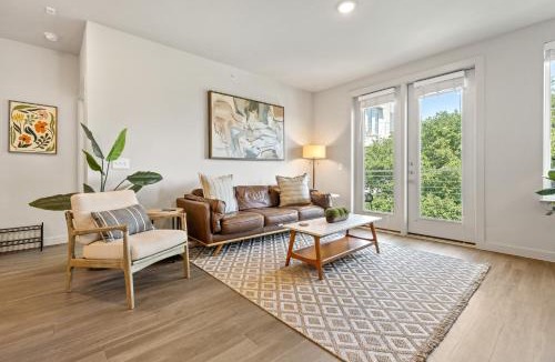 Windsor Park Apartment | Luxury 3-BR Apartment